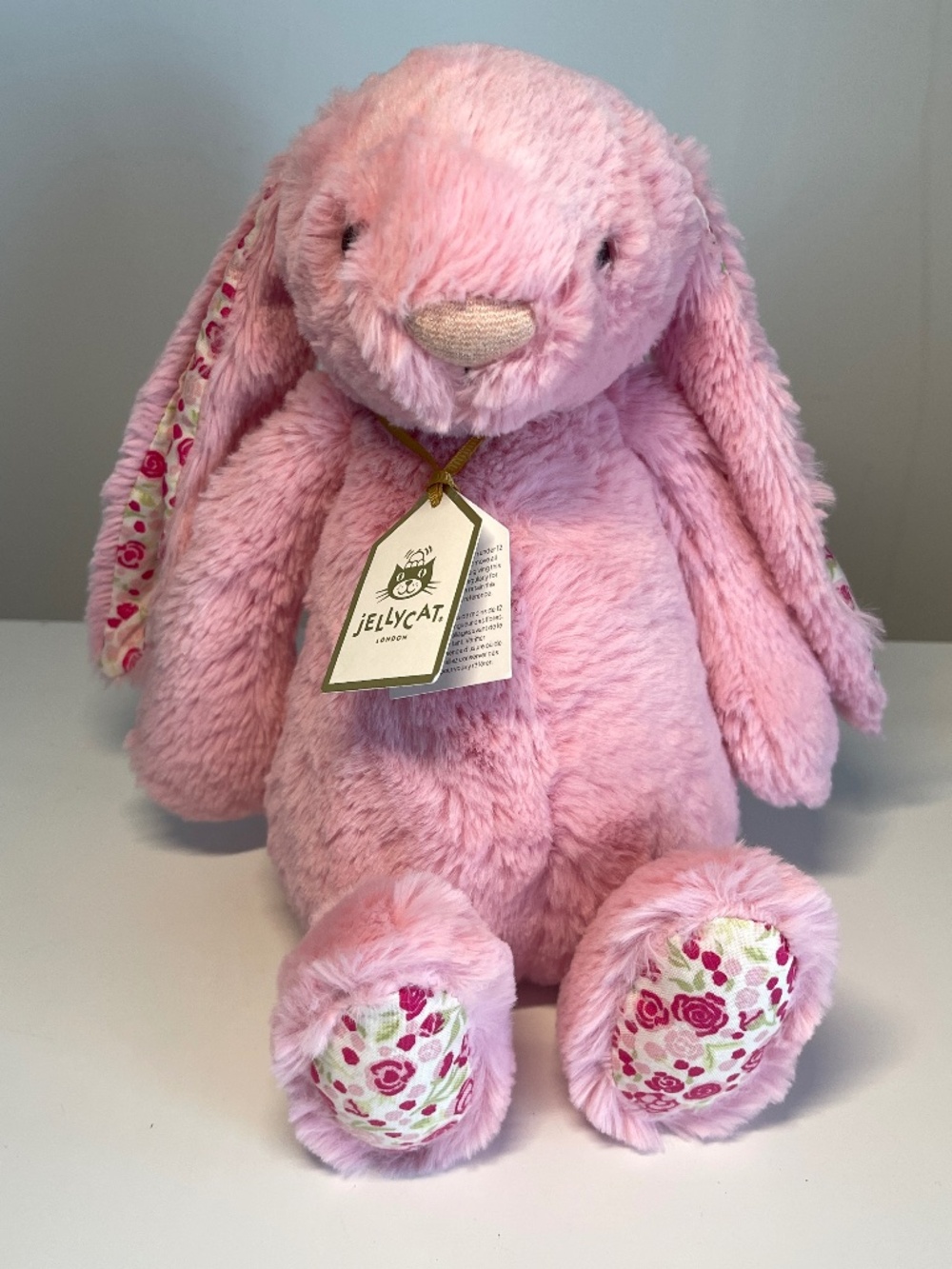 BNWT RARE Jellycat Luxe Blossom Bunny Blushkin - Beijing Café Exclusive cute